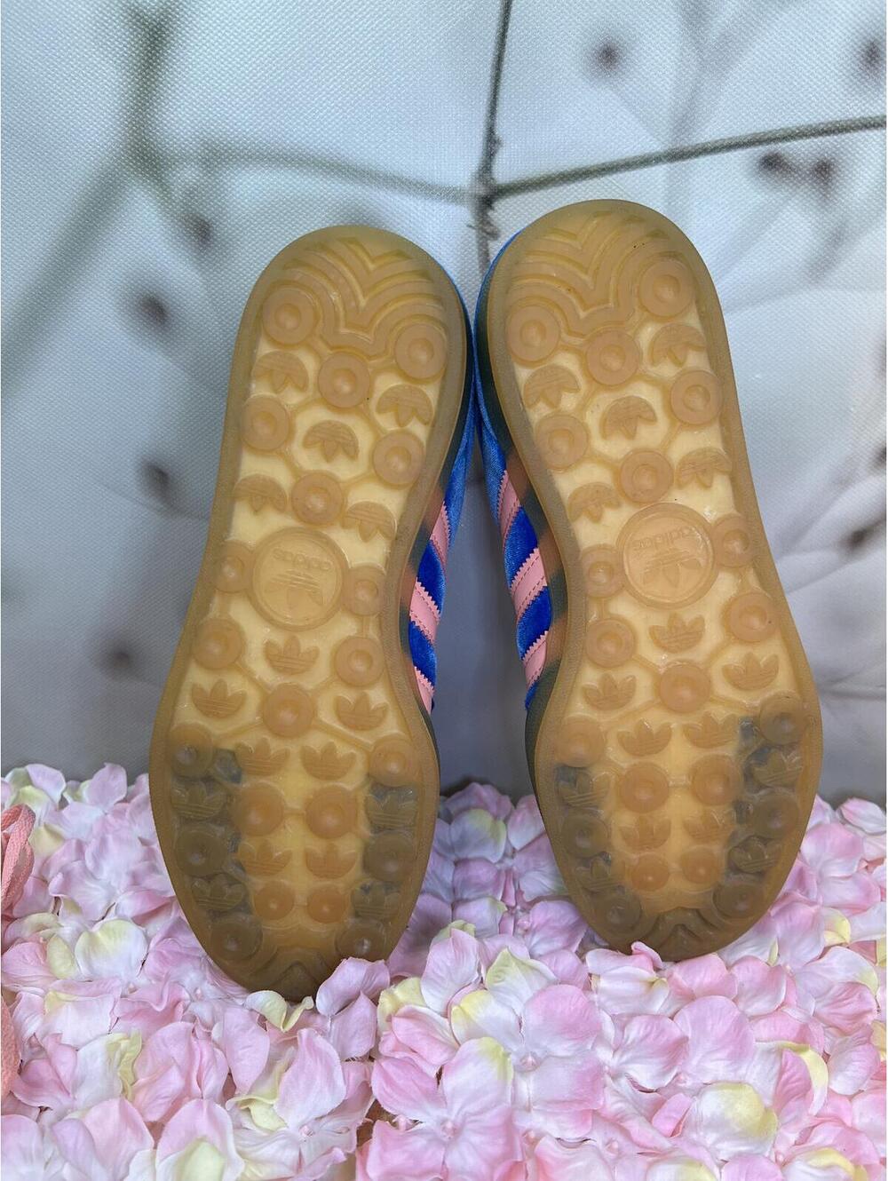 Gazelle  Adidas Indoor in Blue, Semi Pink & Gum - Picture 5 of 9